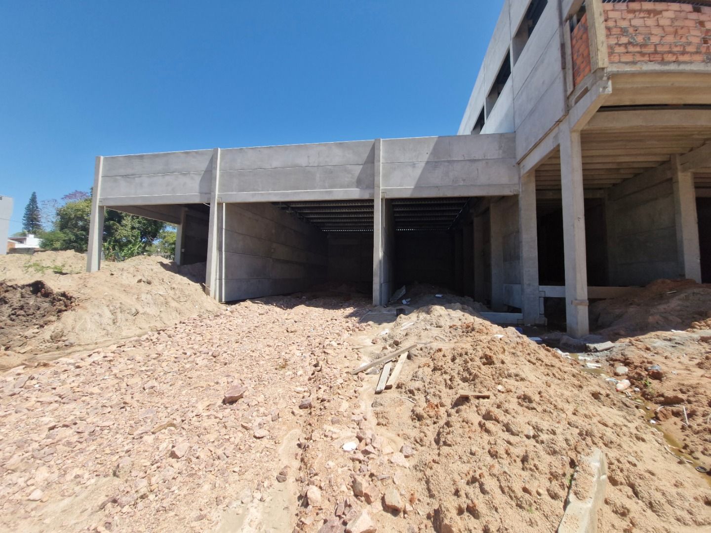 Loja com para aluguel, 113,83m² - Hípica - Porto Alegre: 