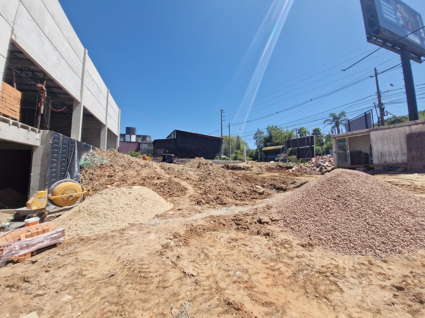 Loja com para aluguel, 93,08m² - Hípica - Porto Alegre: 