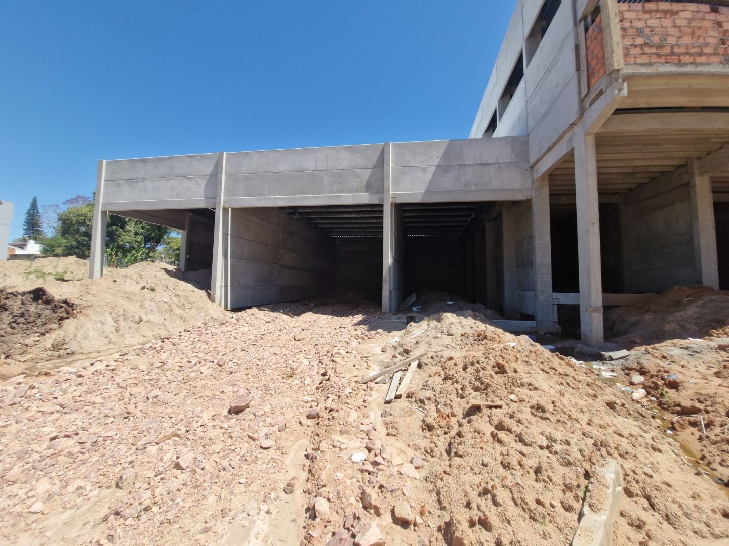 Loja com para aluguel, 93,3m² - Hípica - Porto Alegre: 