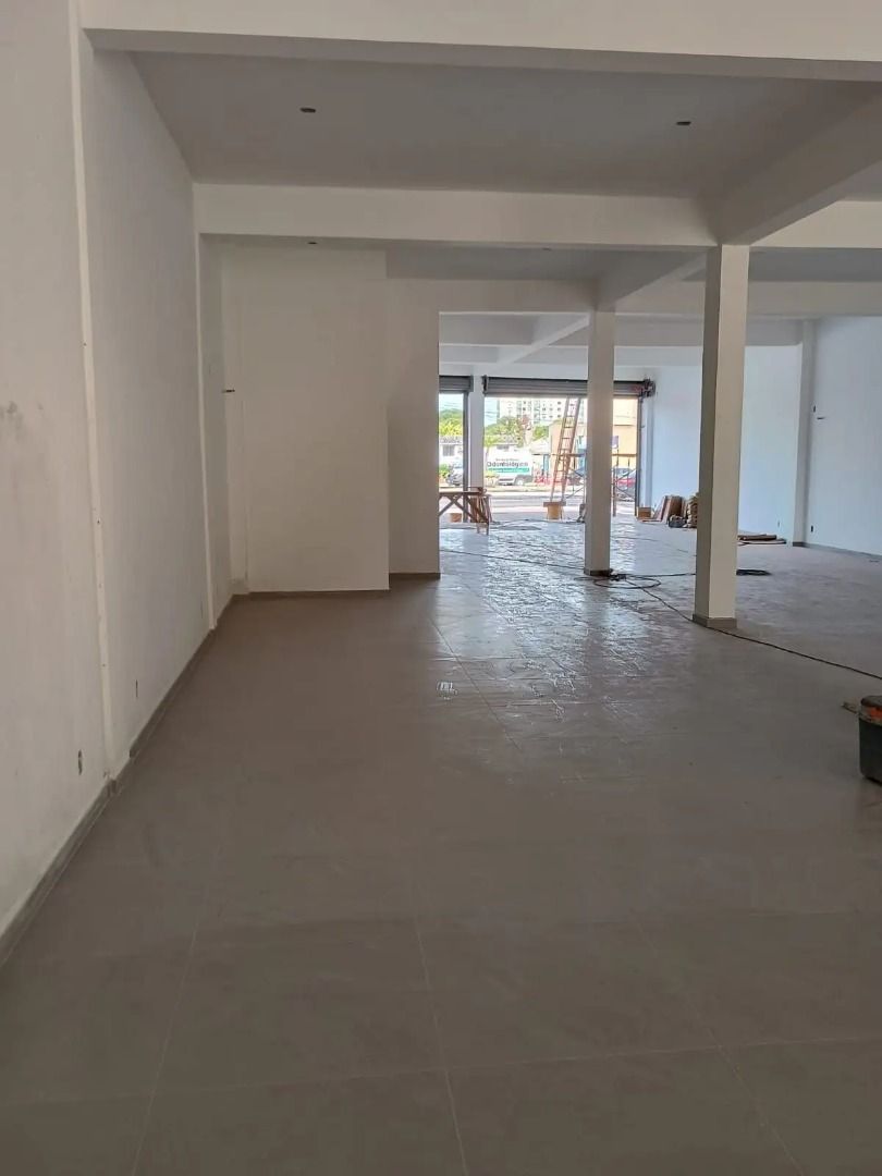 Loja com para aluguel, 640m² - Vila Parque Brasília - Cachoeirinha: 