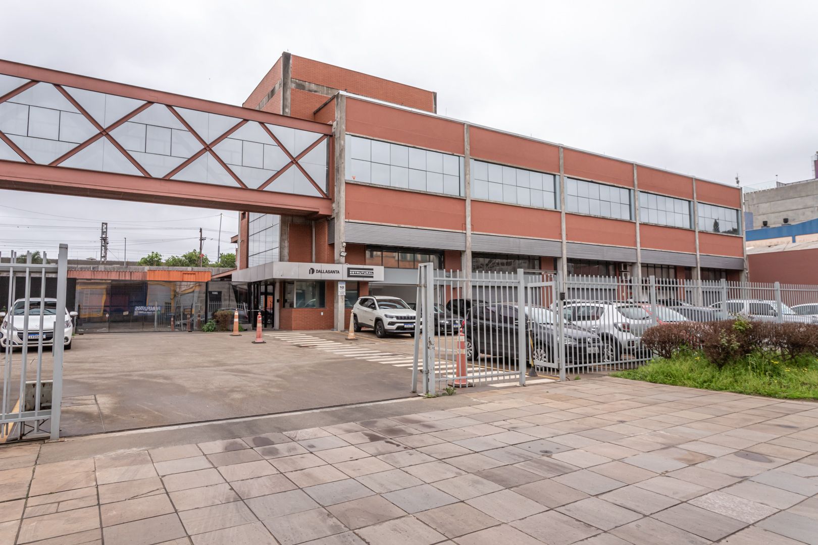 Loja com para aluguel, 115m² - Floresta - Porto Alegre: 