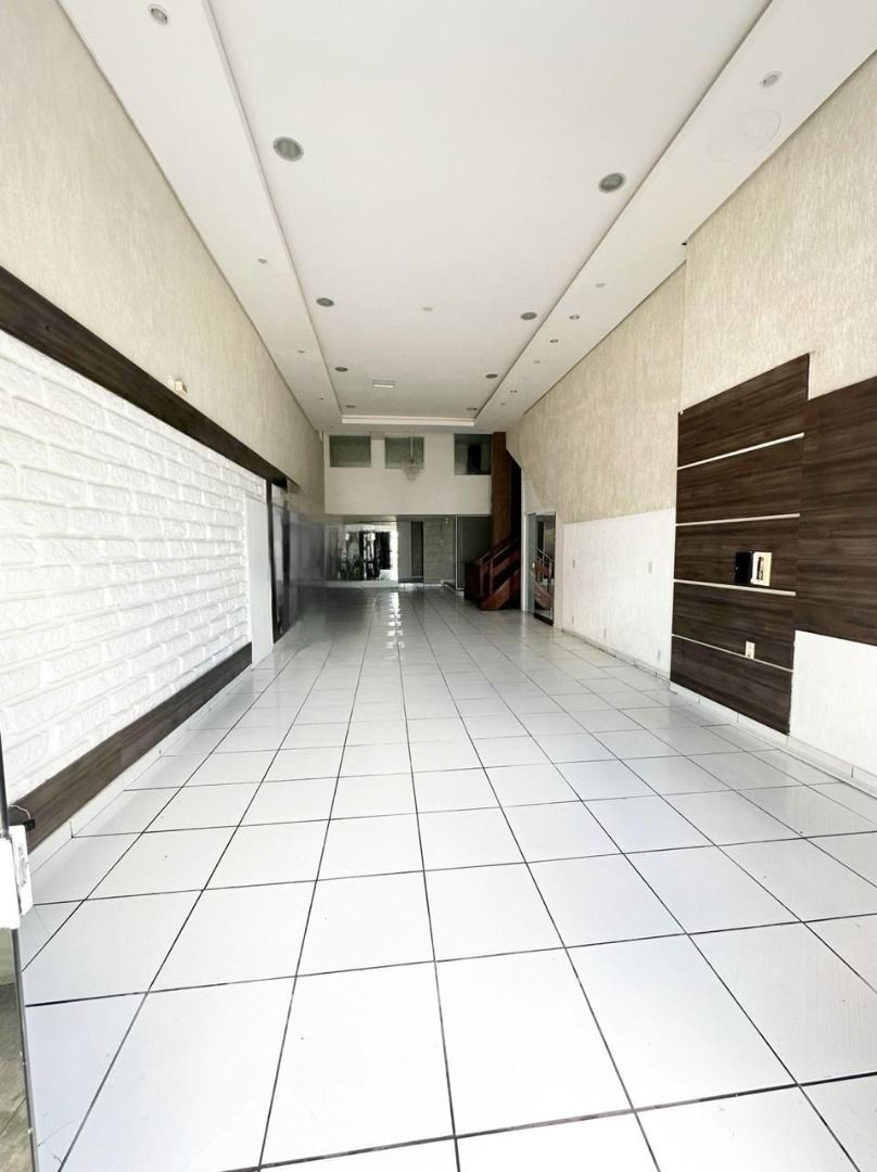 Loja com para aluguel, 150m² - Vila Jardim - Porto Alegre: 