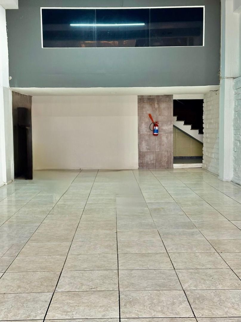 Loja com para aluguel, 150m² - Vila Jardim - Porto Alegre: 