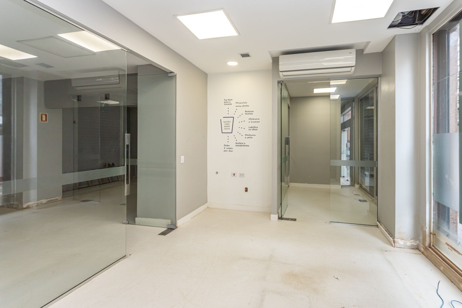 Loja com para aluguel, 840m² - Centro - Porto Alegre: 