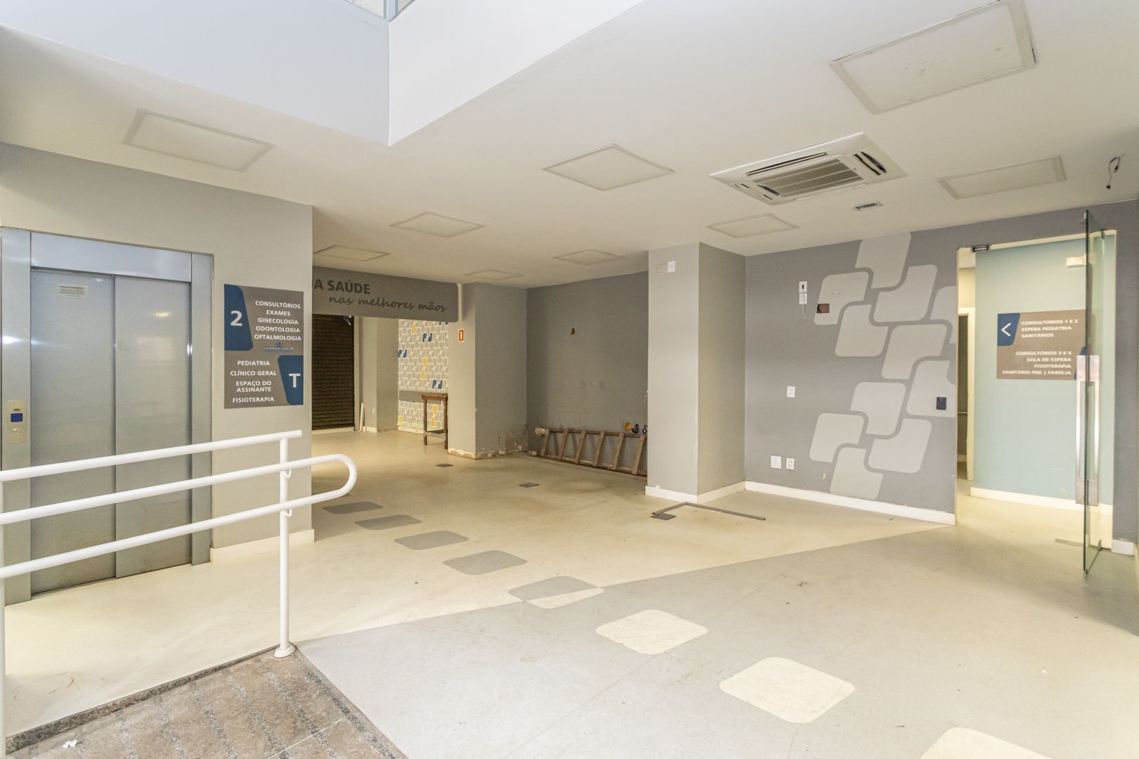 Loja com para aluguel, 840m² - Centro - Porto Alegre: 