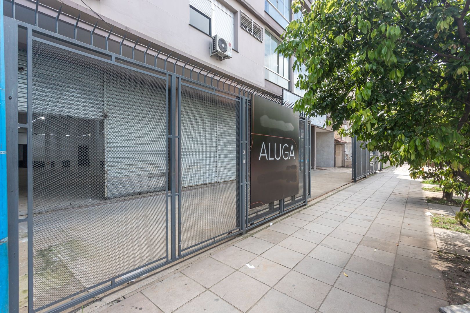 Loja com para aluguel, 260m² - Navegantes - Porto Alegre: 