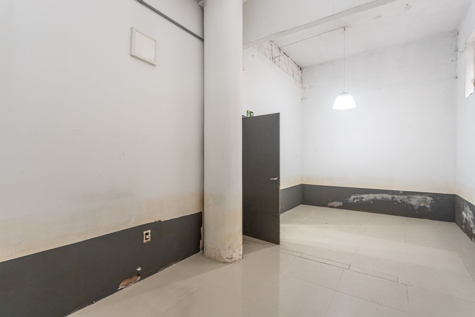 Loja com para aluguel, 260m² - Navegantes - Porto Alegre: 