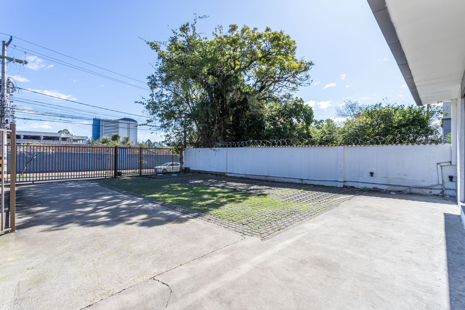 Loja com para aluguel, 721m² - Petrópolis - Porto Alegre: 