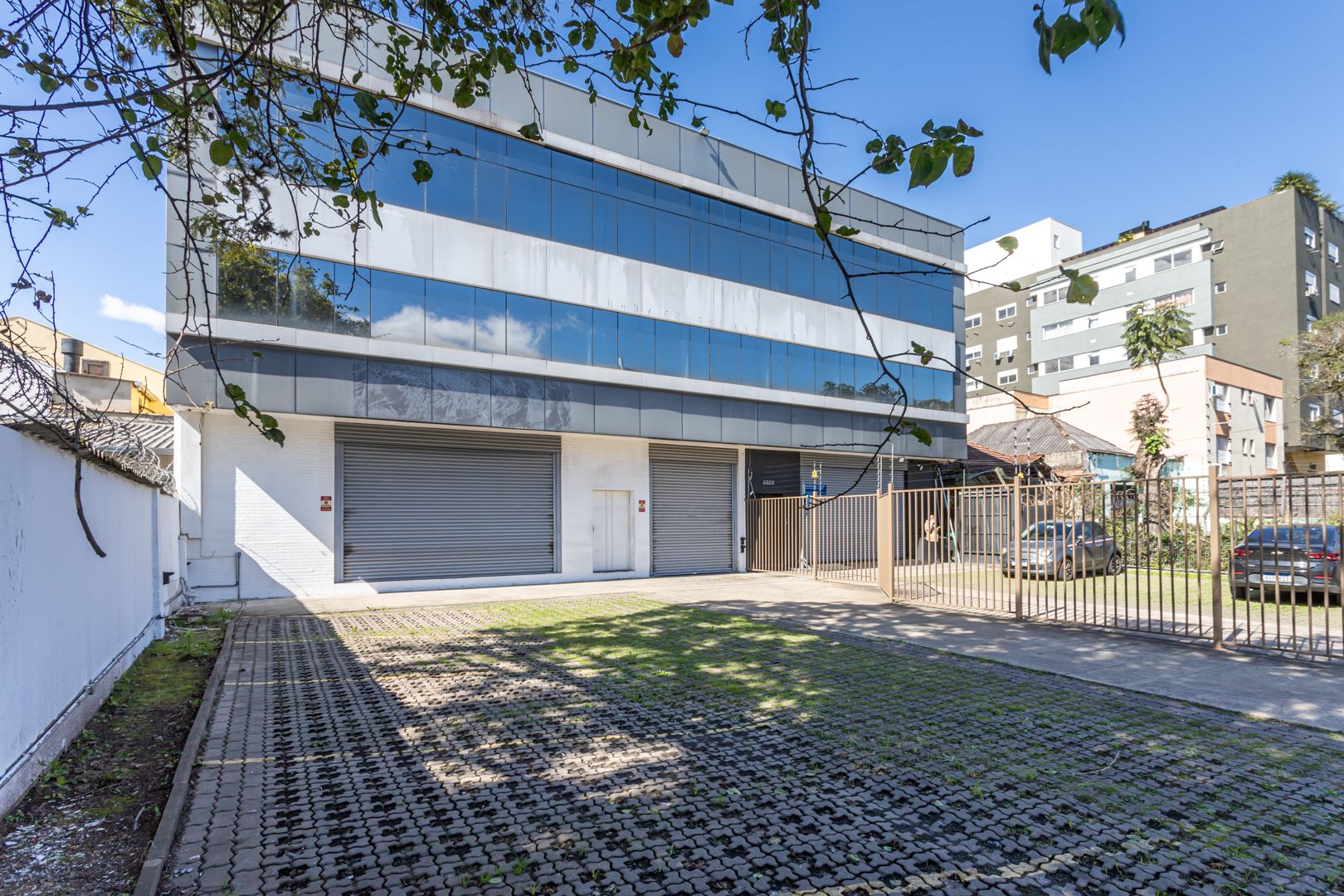 Loja com para aluguel, 721m² - Petrópolis - Porto Alegre: 