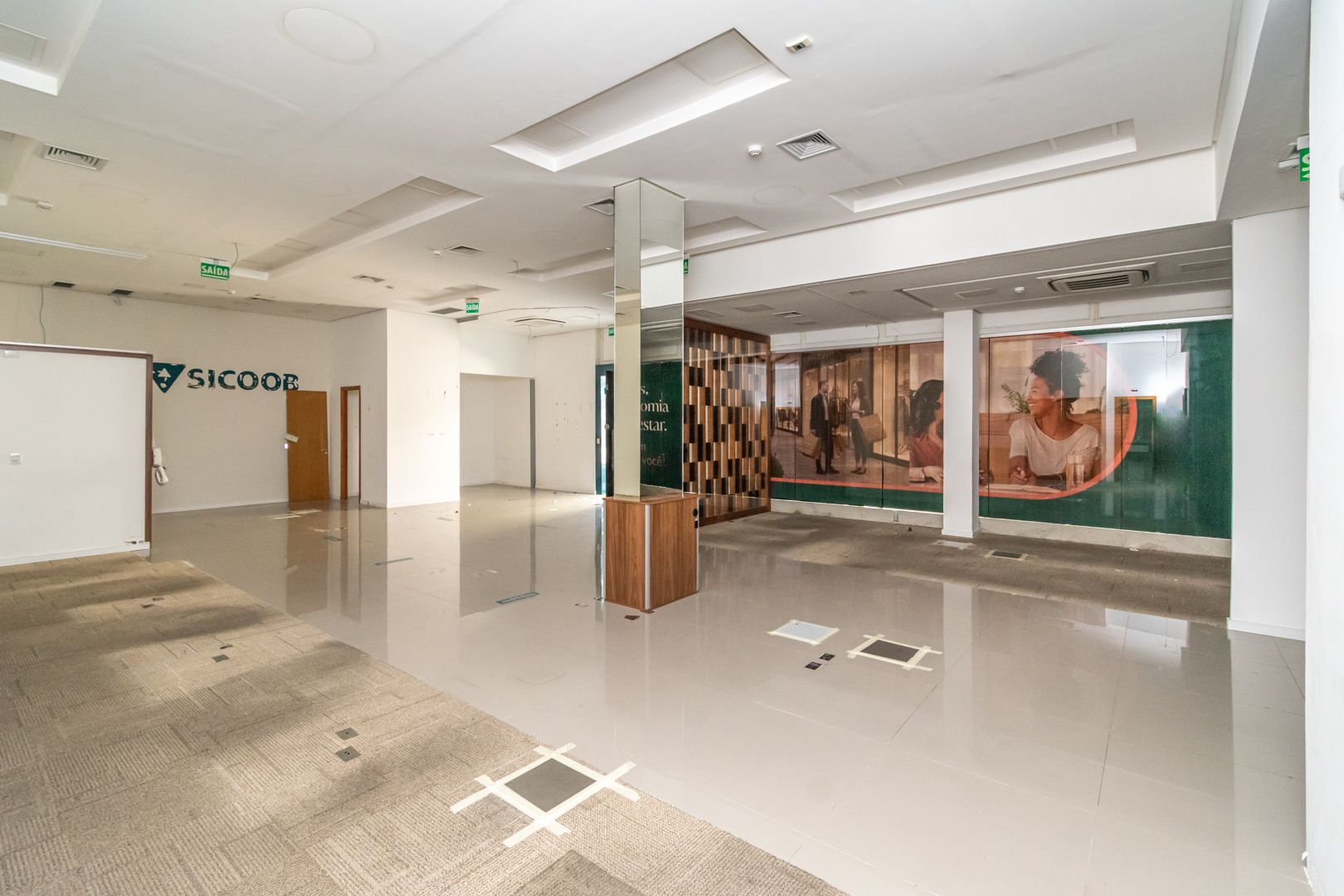 Loja com para aluguel, 183m² - Praia de Belas - Porto Alegre: 