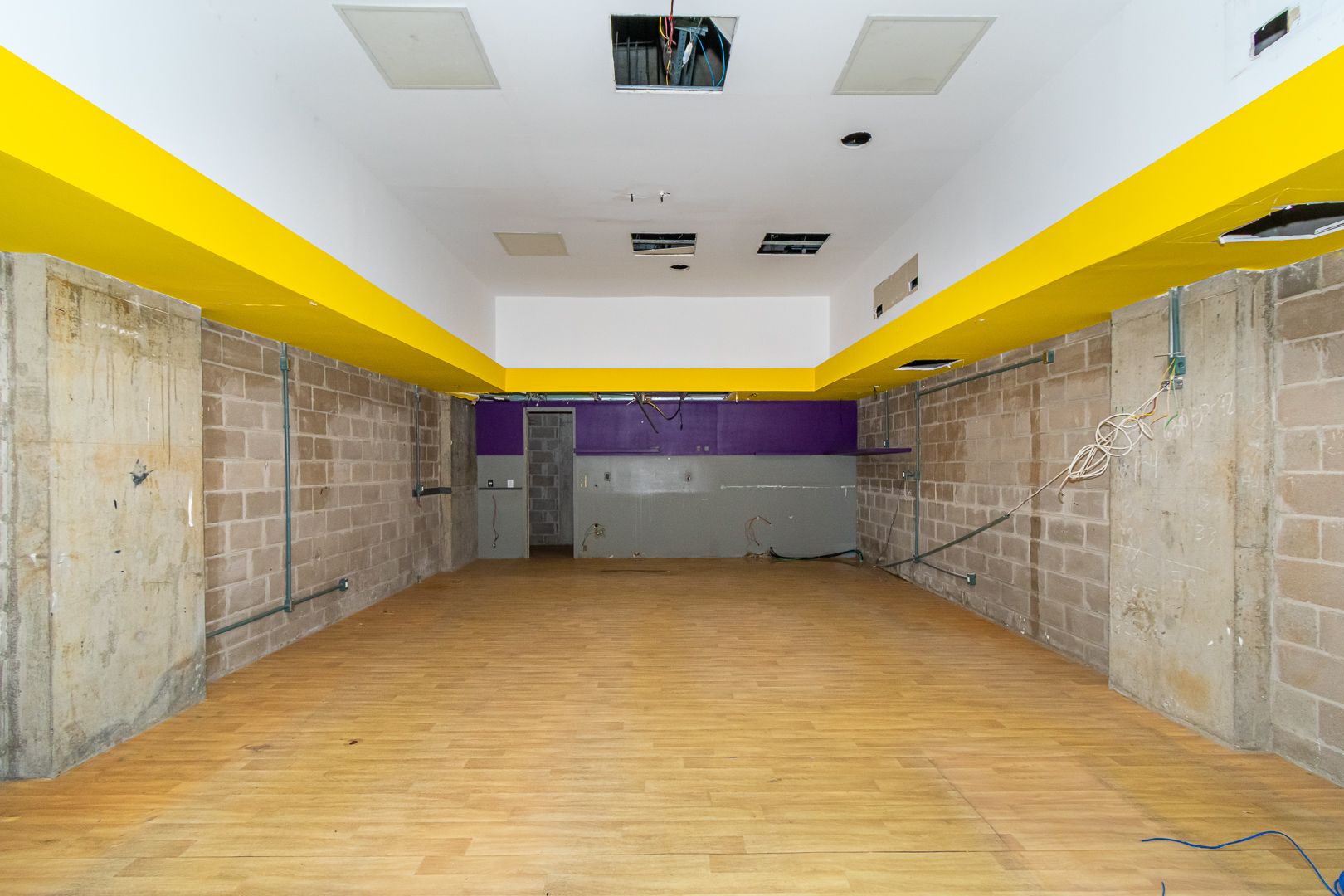 Loja com para aluguel, 56m² - Praia de Belas - Porto Alegre: 