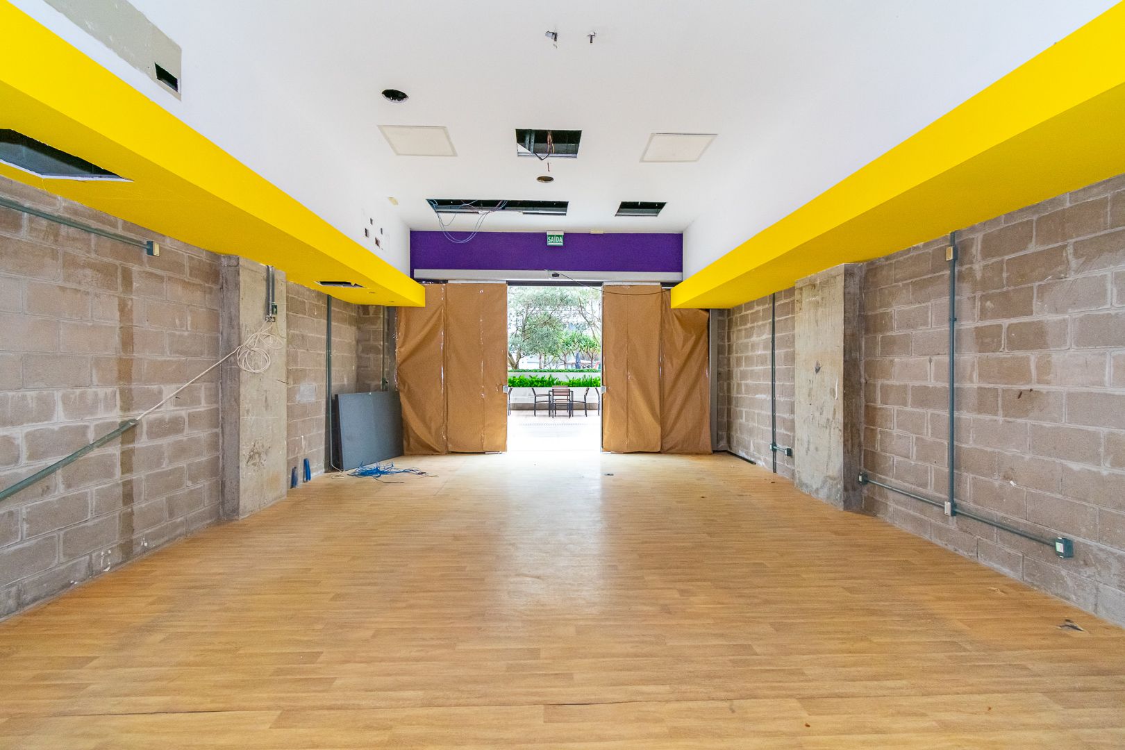 Loja com para aluguel, 56m² - Praia de Belas - Porto Alegre: 