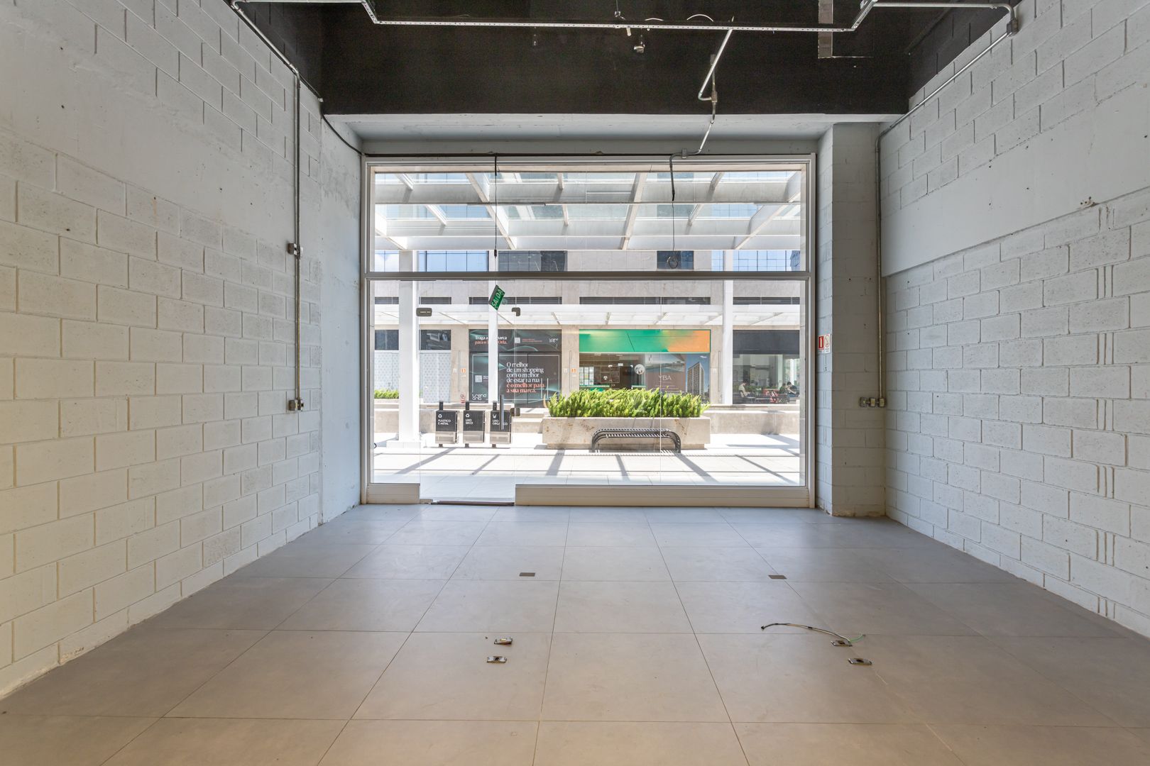 Loja com para aluguel, 52m² - Praia de Belas - Porto Alegre: 