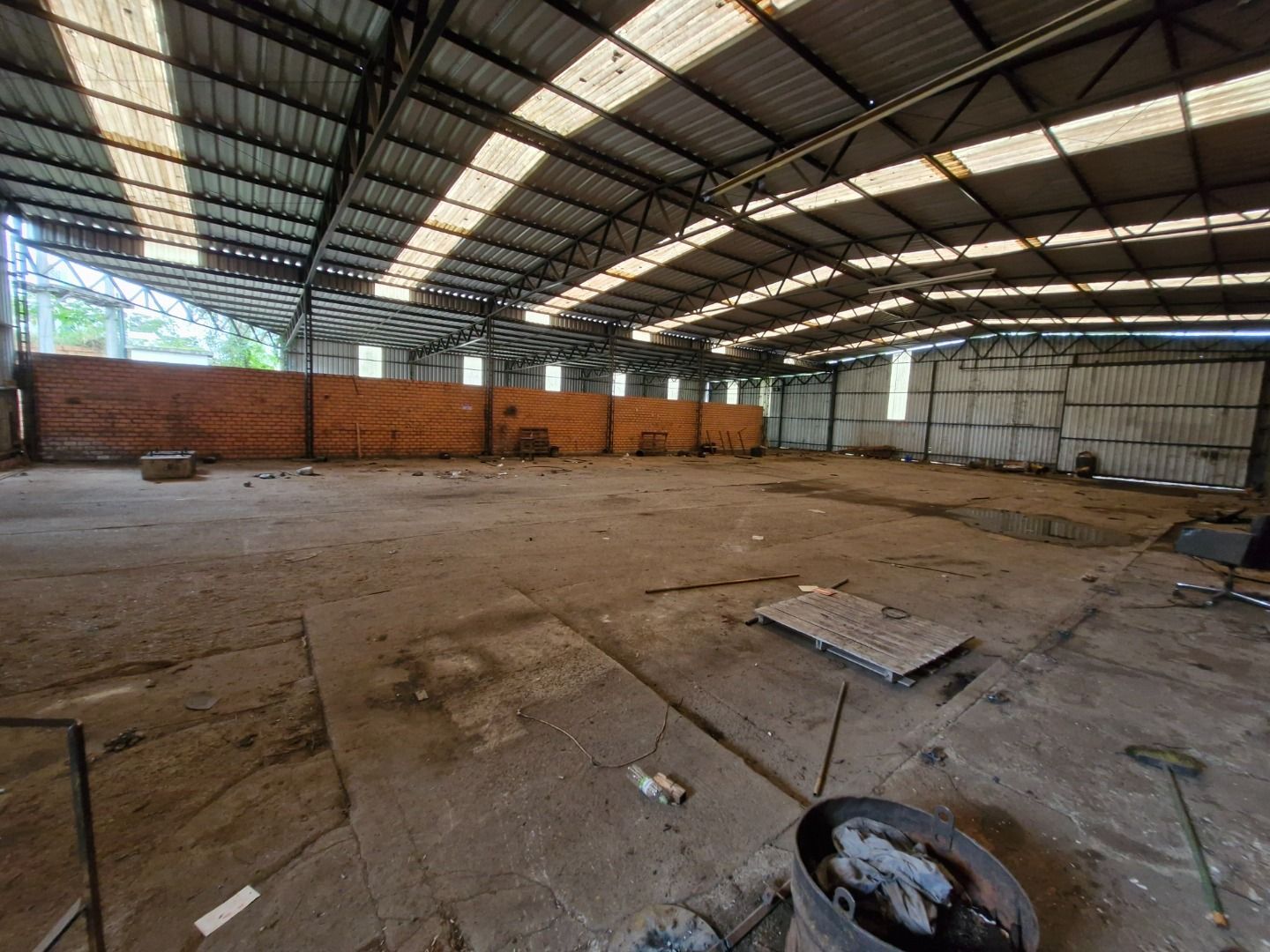 Pavilhão/Galpão/Depósito/Armazém com para aluguel, 400m² - COHAB C - Gravataí: 