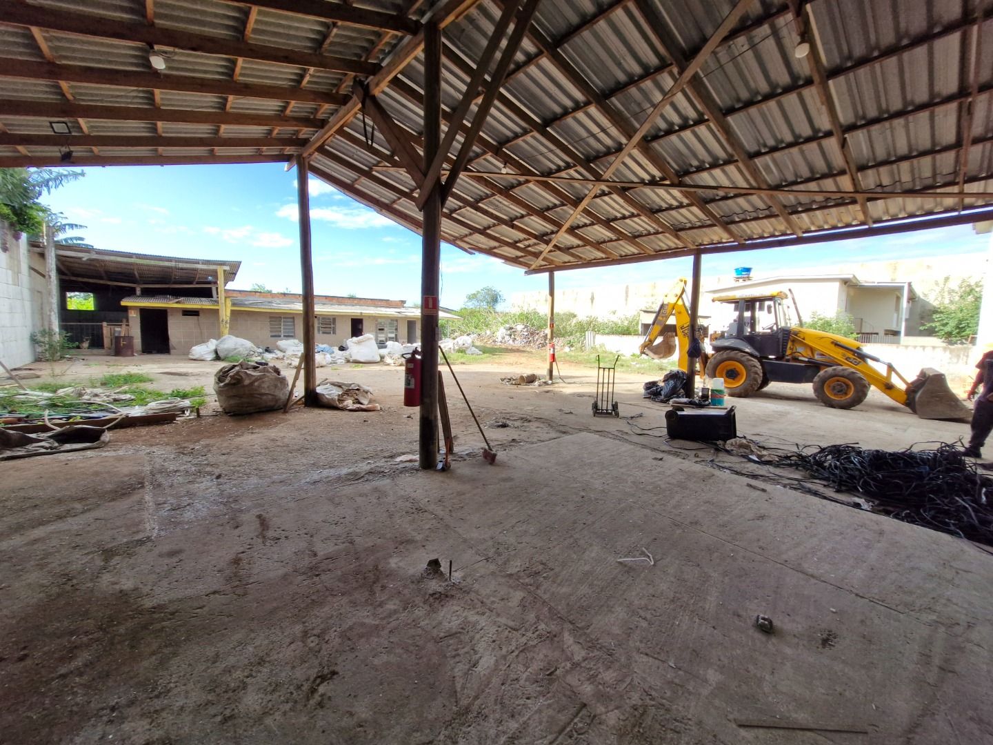 Pavilhão/Galpão/Depósito/Armazém com para aluguel, 300m² - Distrito Industrial - Cachoeirinha: 