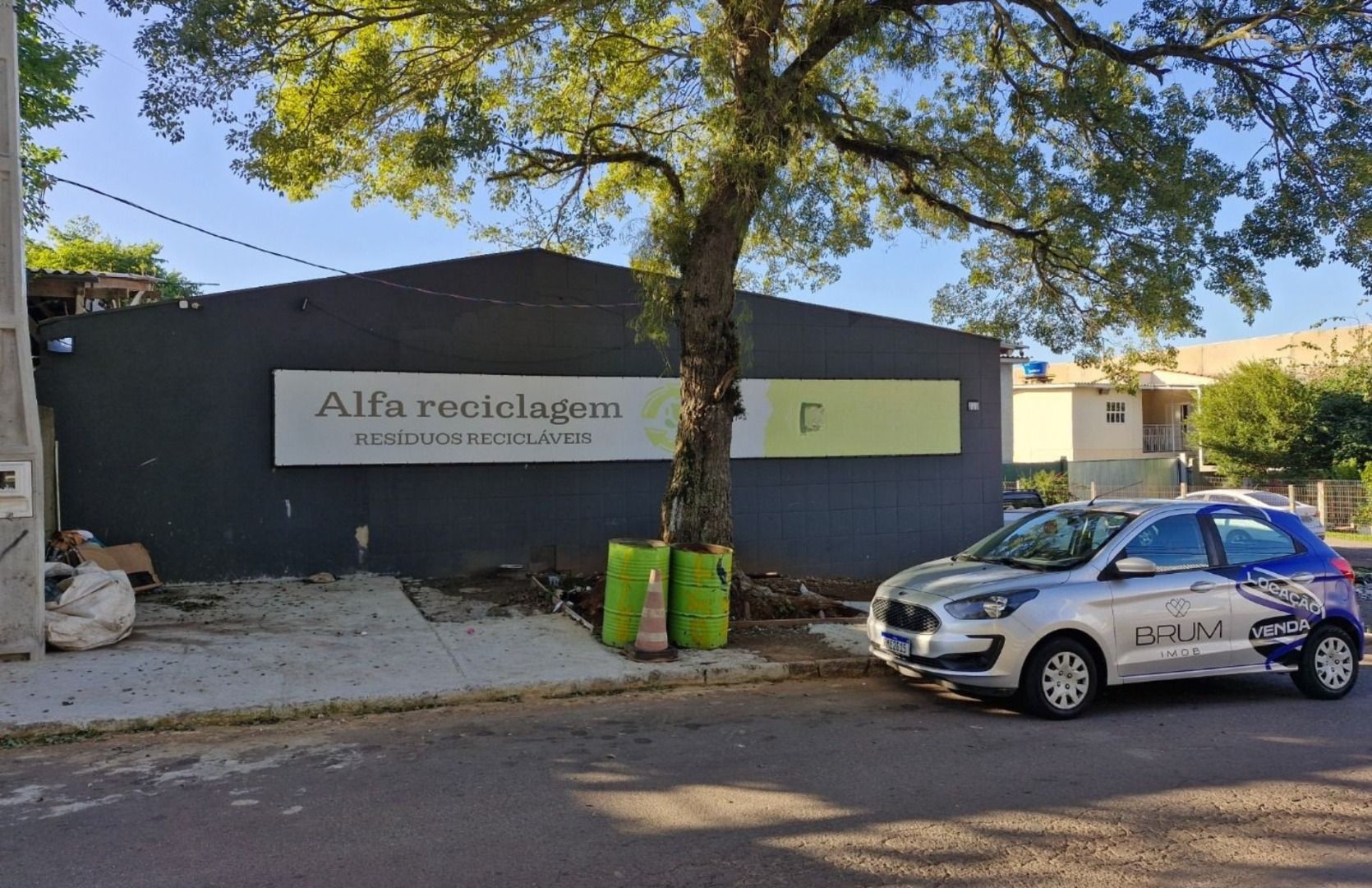 Pavilhão/Galpão/Depósito/Armazém com para aluguel, 300m² - Distrito Industrial - Cachoeirinha: 