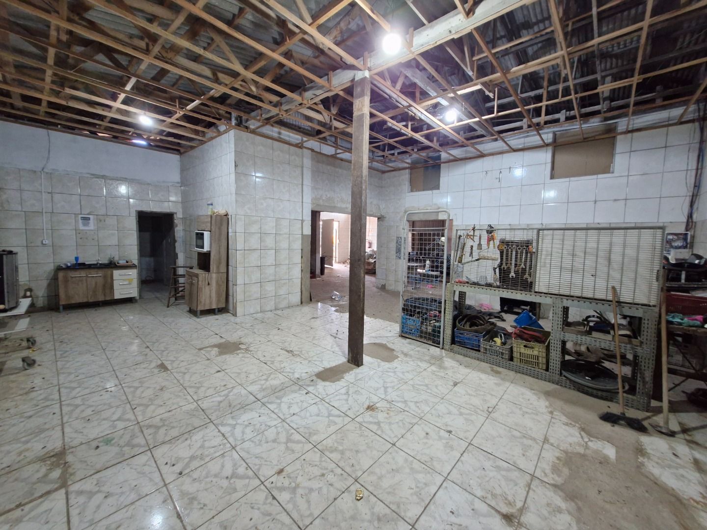 Pavilhão/Galpão/Depósito/Armazém com para aluguel, 300m² - Distrito Industrial - Cachoeirinha: 