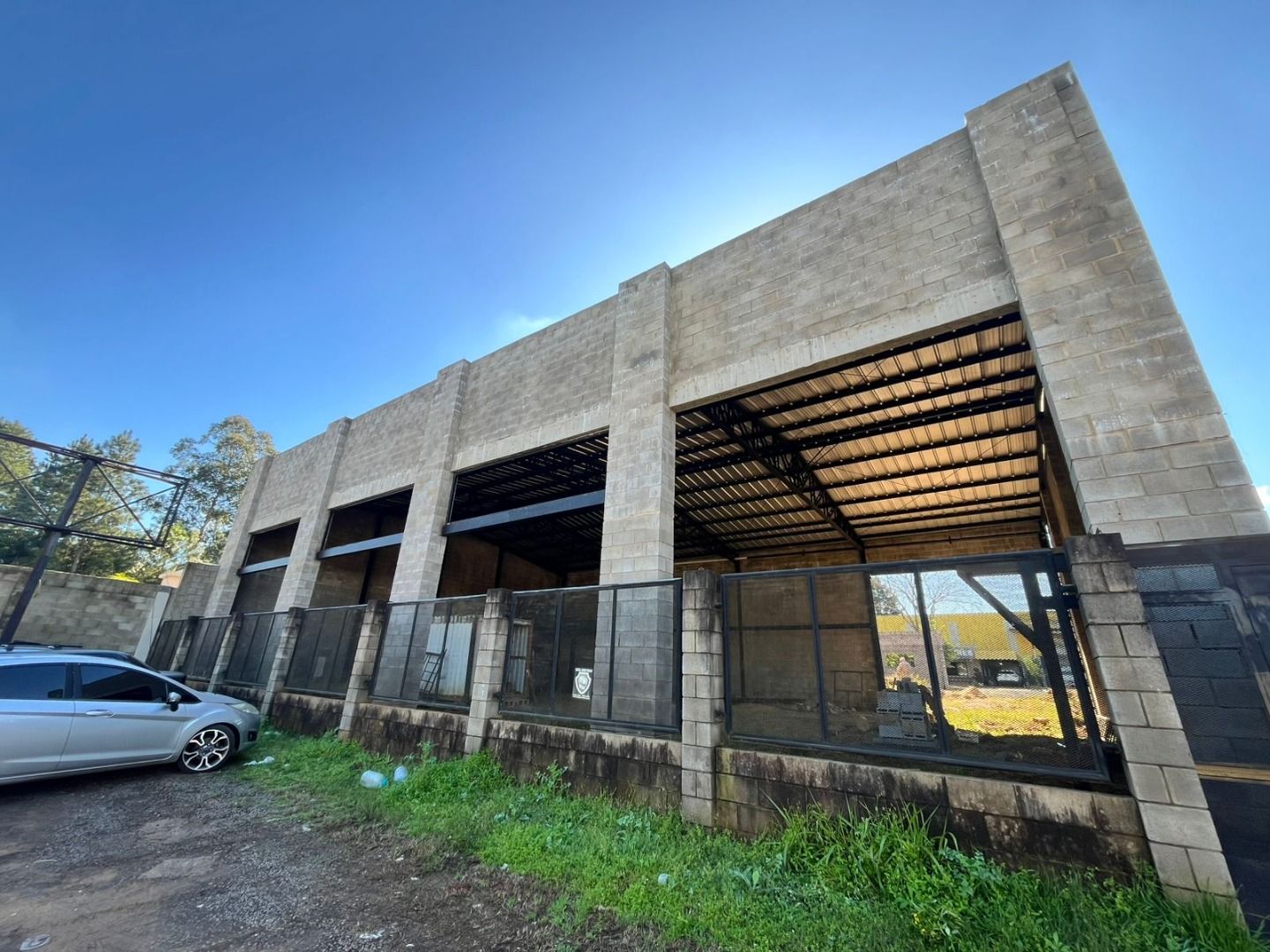 Pavilhão/Galpão/Depósito/Armazém com para aluguel, 400m² - Santo Antônio - Gravataí: 
