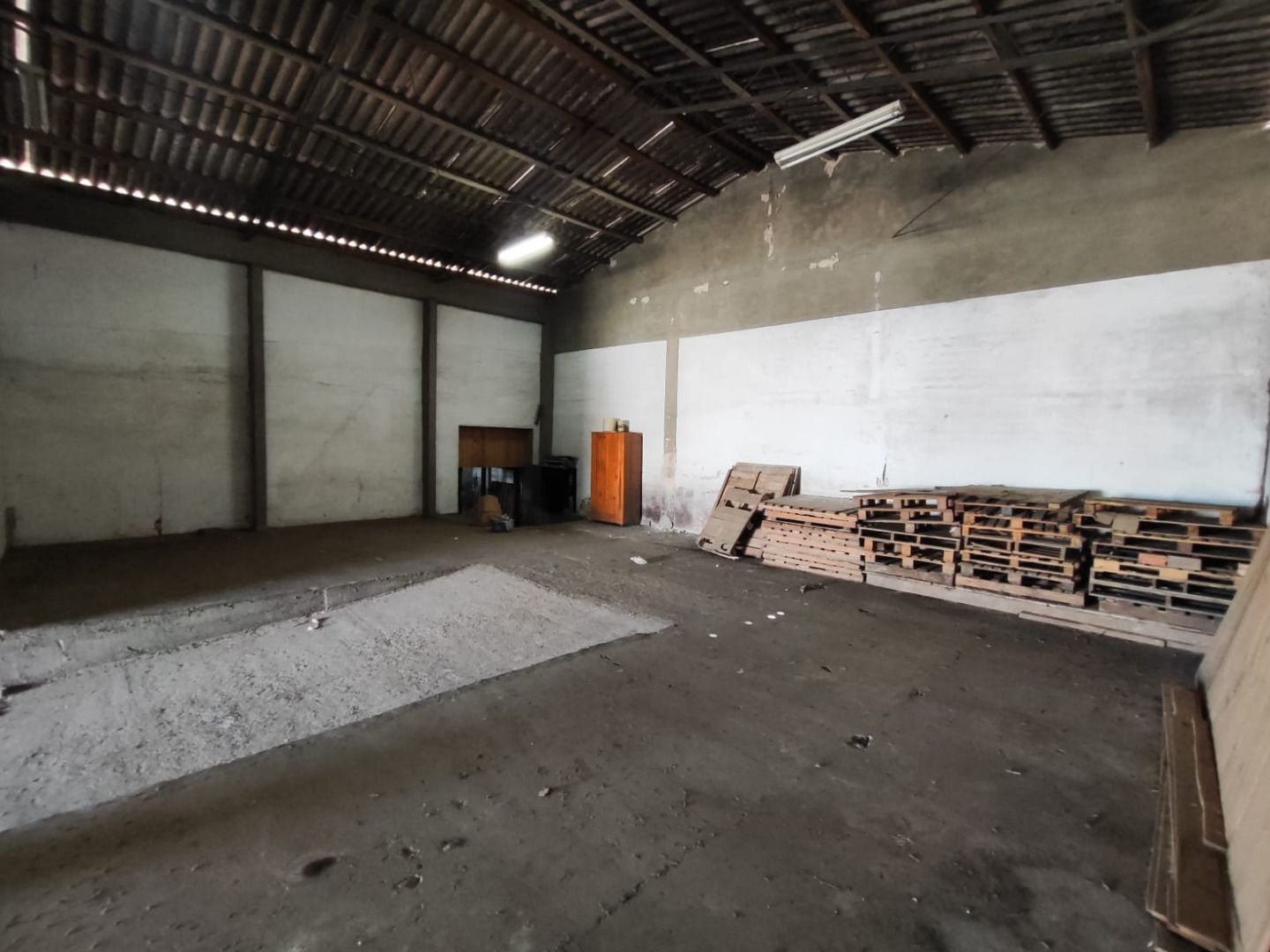 Pavilhão/Galpão/Depósito/Armazém com para aluguel, 300m² - Vila Vista Alegre - Cachoeirinha: 