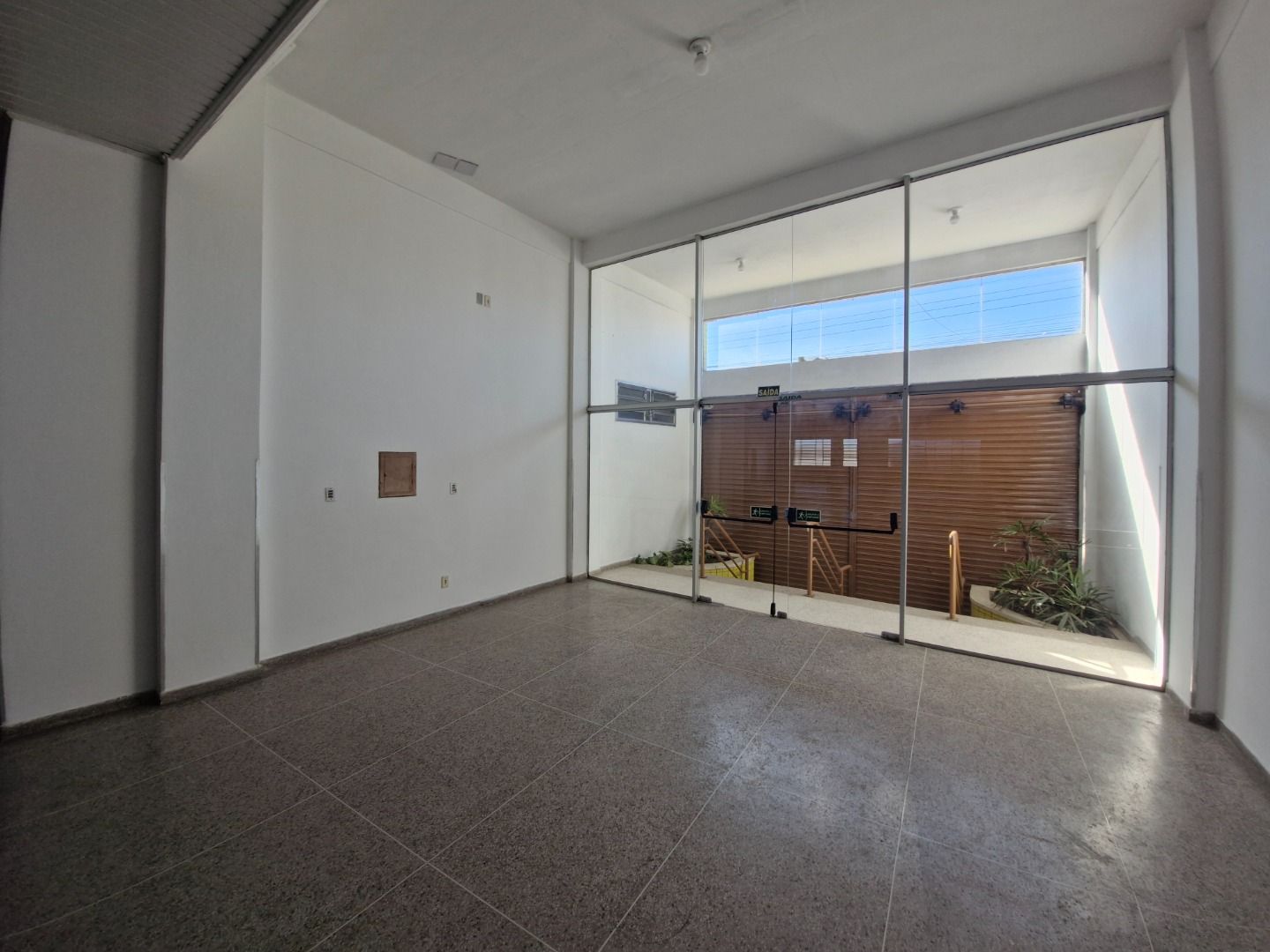 Prédio com para aluguel, 1.500m² - Parque Florido - Gravataí: 