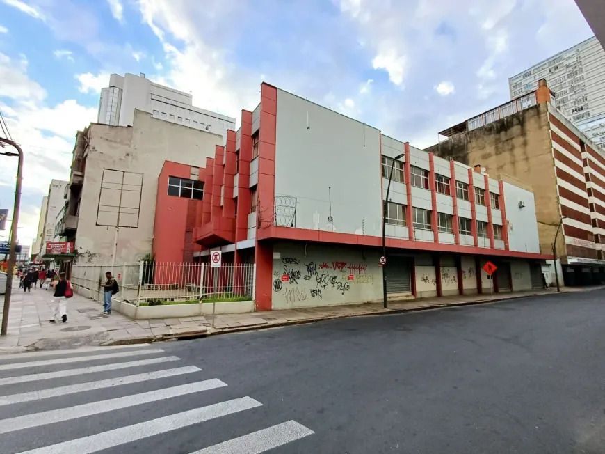 Prédio com para aluguel, 2.000m² - Centro - Porto Alegre: 