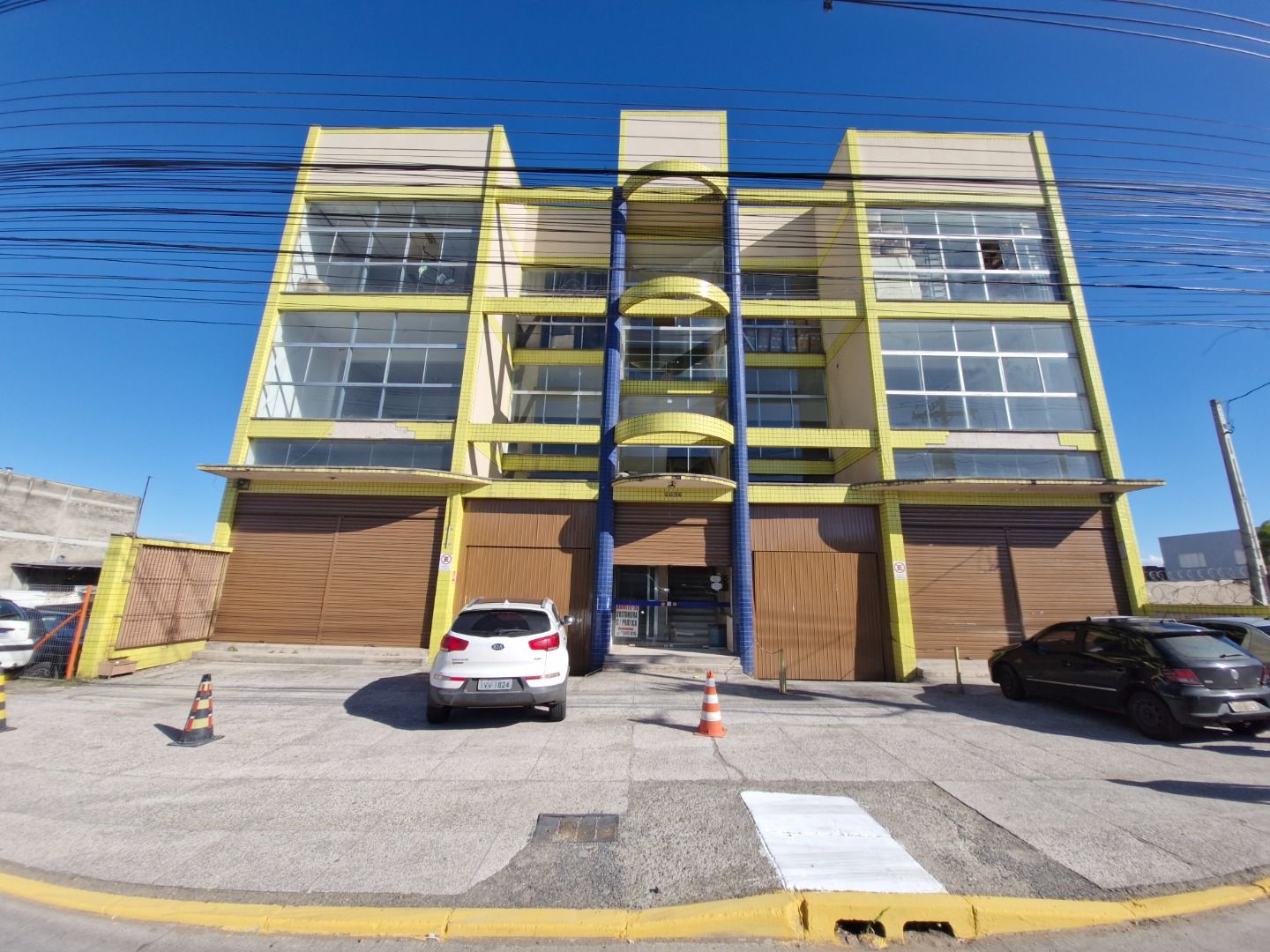 Sala/Conjunto Comercial com para aluguel, 600m² - Parque Florido - Gravataí: 