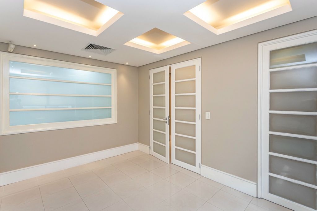 Sala/Conjunto Comercial com para aluguel, 82,62m² - Moinhos de Vento - Porto Alegre: 