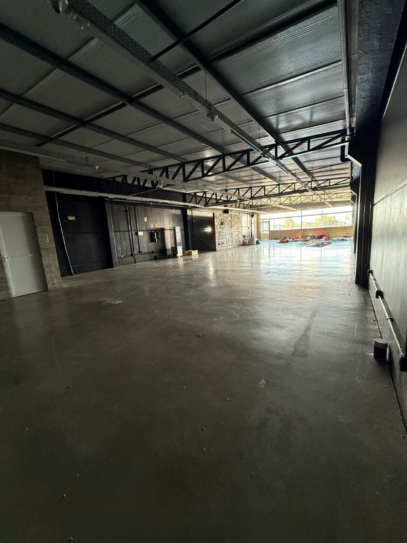 Sala/Conjunto Comercial com para aluguel, 228,26m² - Morada do Vale I - Gravataí: 