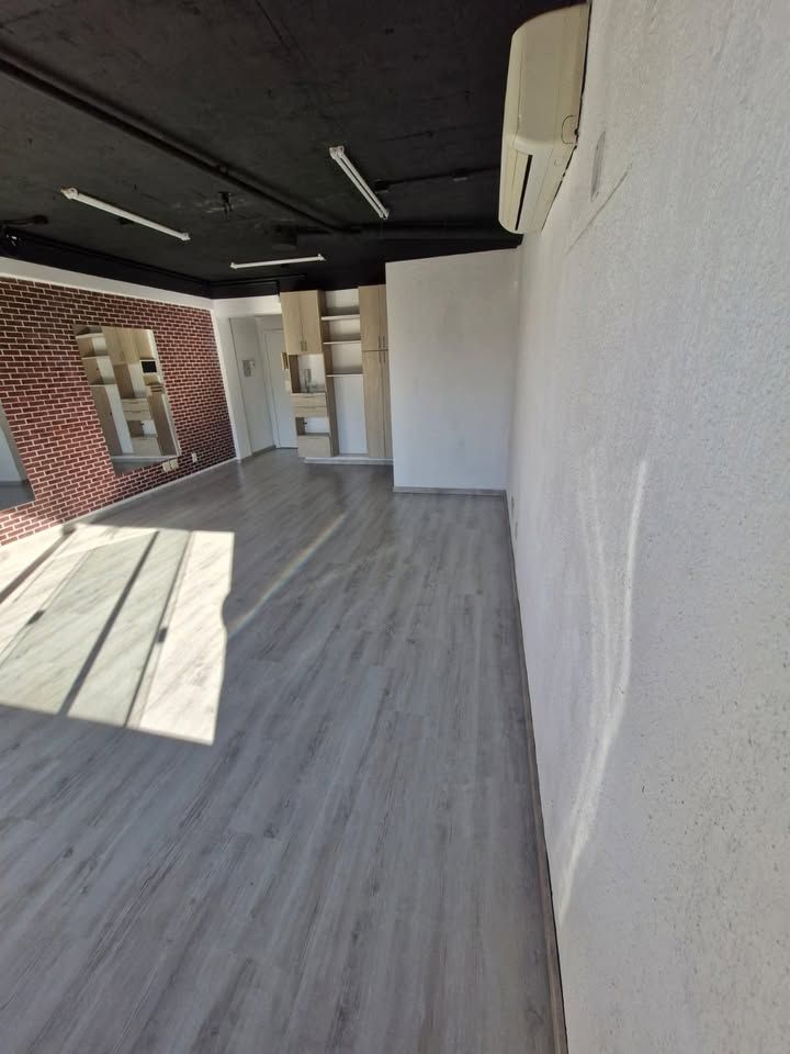 Sala/Conjunto Comercial com para aluguel, 27m² - Rio Branco - Porto Alegre: 