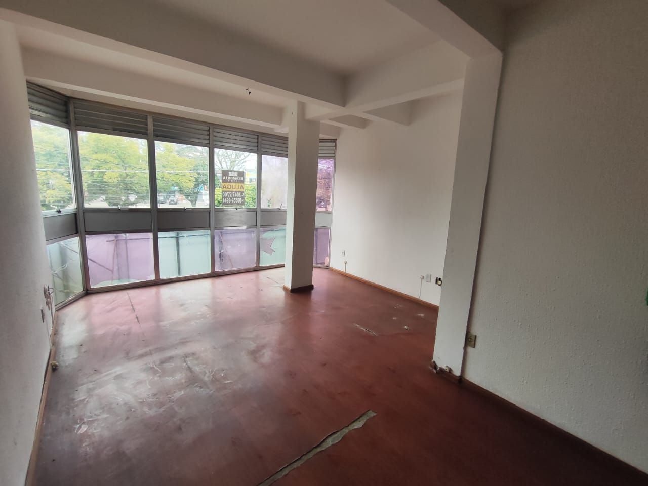 Sala/Conjunto Comercial com para aluguel, 20m² - Barnabé - Gravataí: 