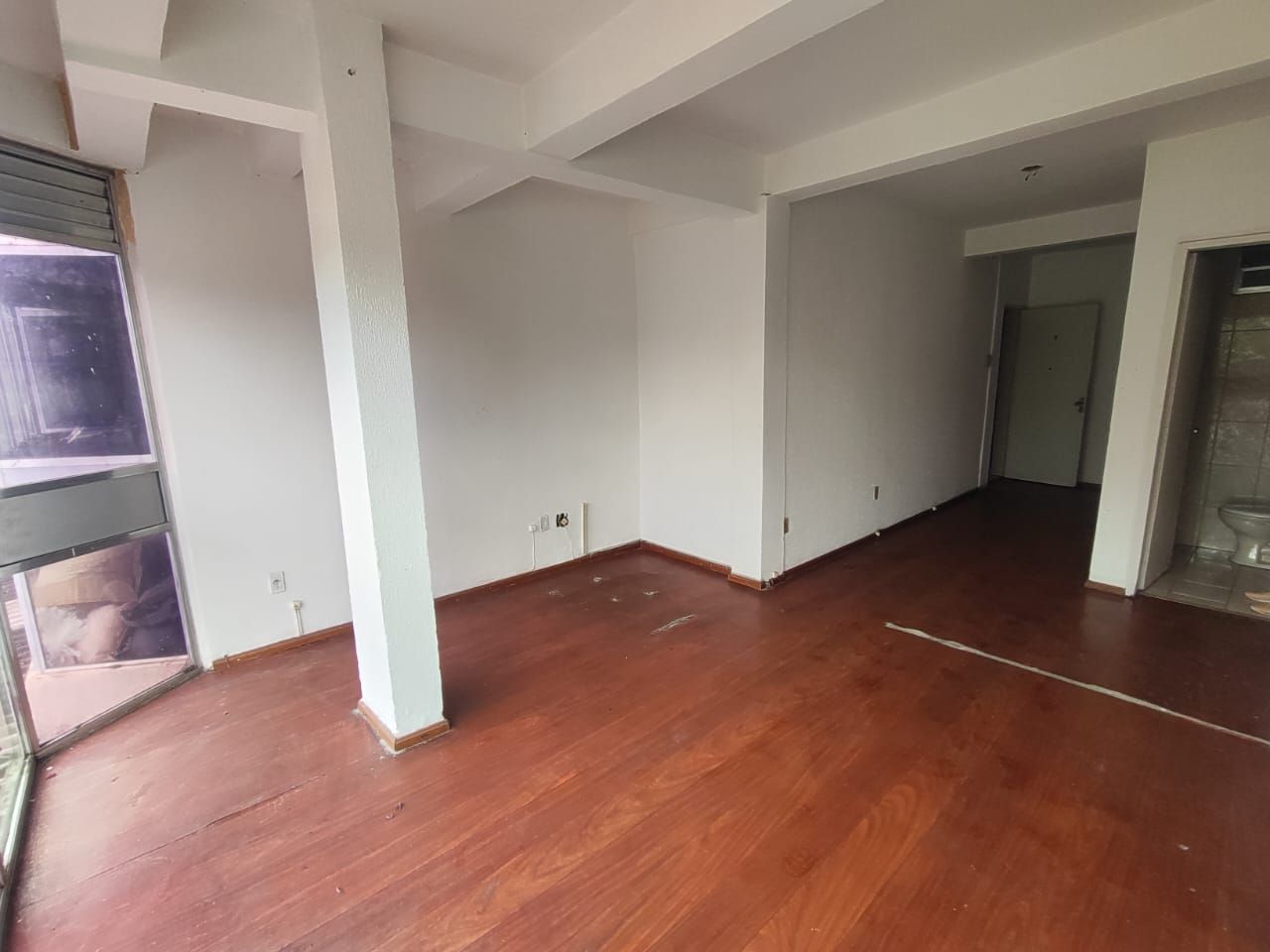 Sala/Conjunto Comercial com para aluguel, 20m² - Barnabé - Gravataí: 