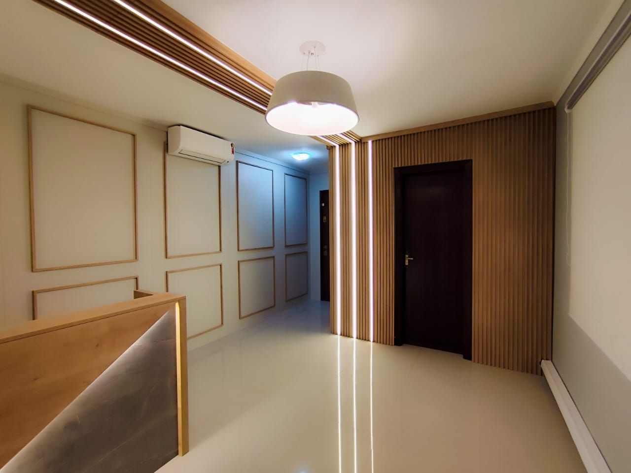 Sala/Conjunto Comercial com para aluguel, 90m² - Belém Novo - Porto Alegre: 