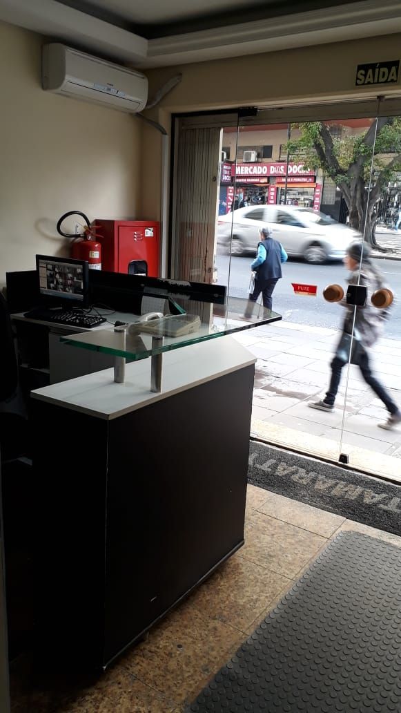 Sala/Conjunto Comercial com para aluguel, 135m² - Centro Histórico - Porto Alegre: 