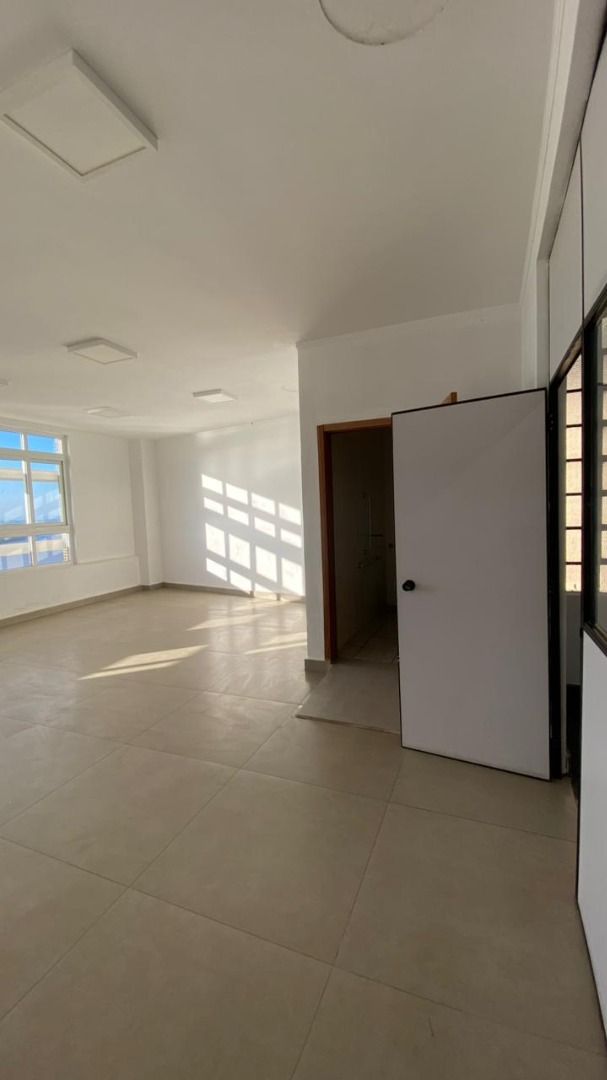 Sala/Conjunto Comercial com para aluguel, 169m² - Centro Histórico - Porto Alegre: 