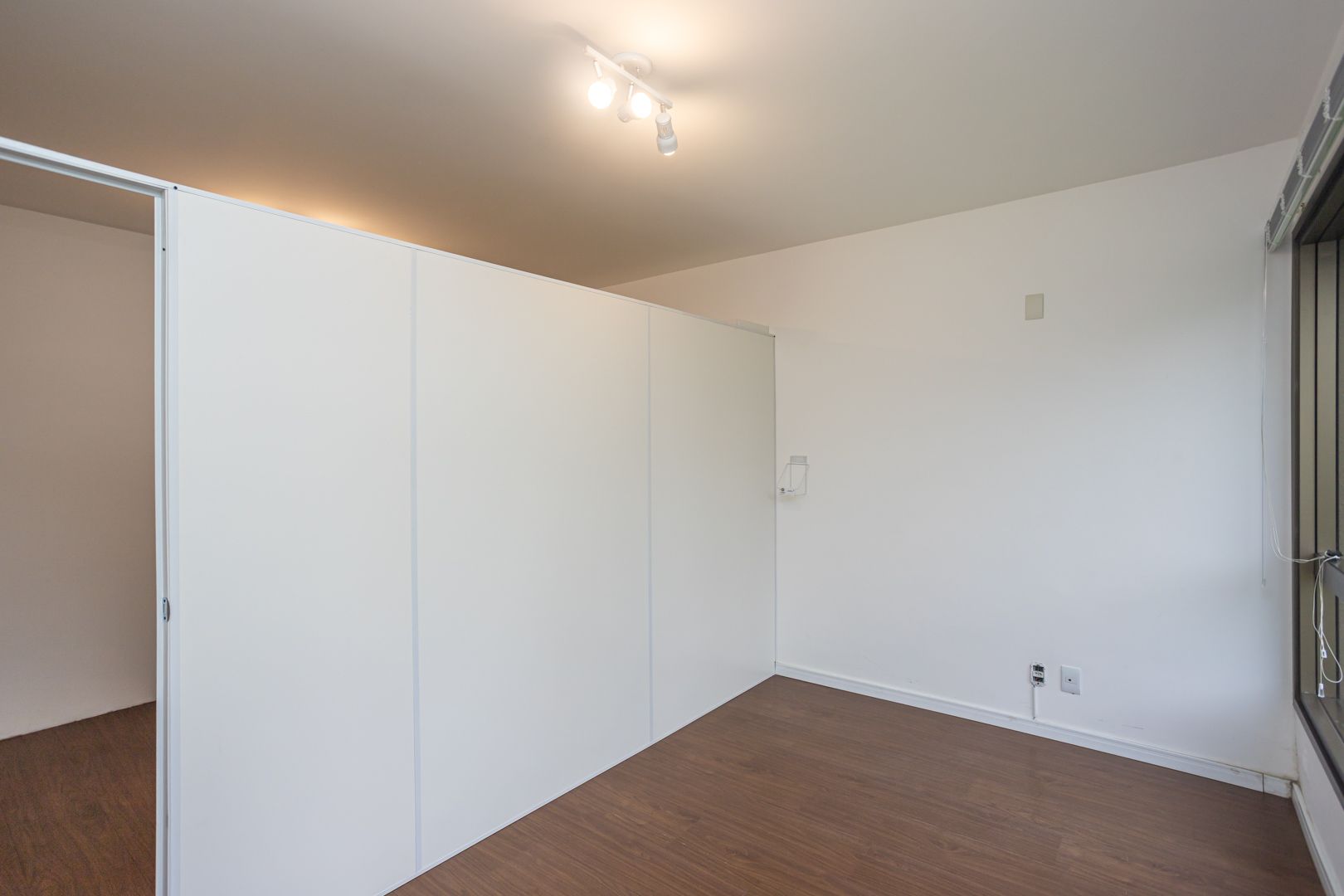 Sala/Conjunto Comercial com para aluguel, 26m² - Tristeza - Porto Alegre: 