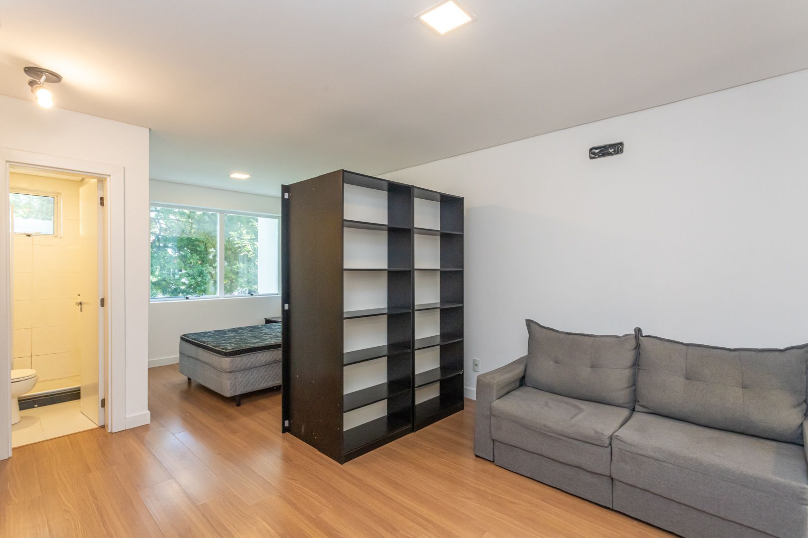 Studio/Loft/Kitnet com 1 quarto para aluguel, 37m² - Centro - Porto Alegre: 