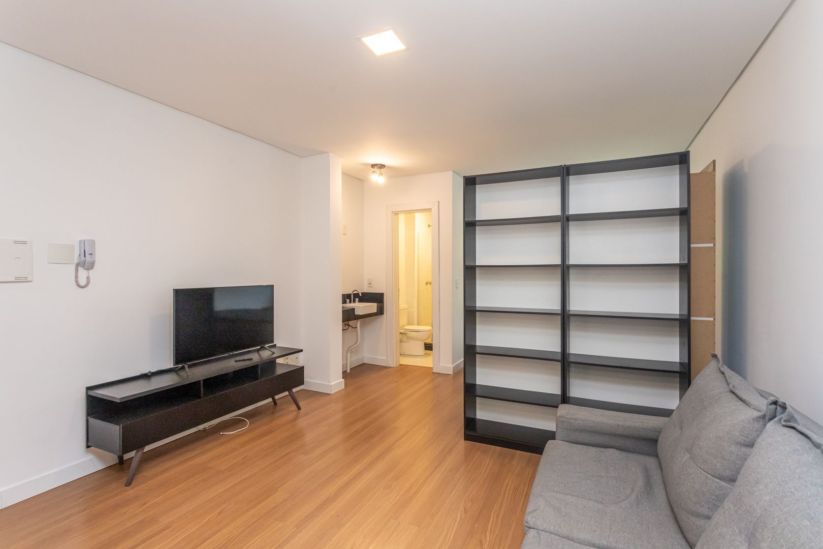 Studio/Loft/Kitnet com 1 quarto para aluguel, 37m² - Centro - Porto Alegre: 