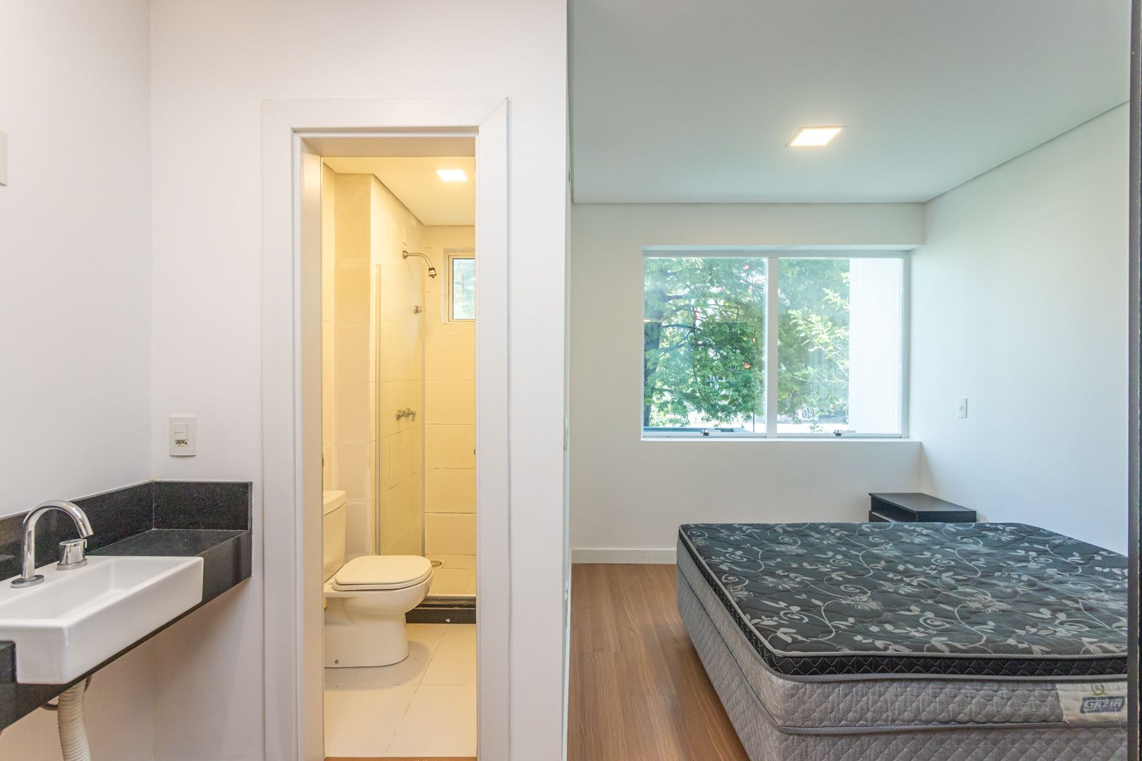 Studio/Loft/Kitnet com 1 quarto para aluguel, 37m² - Centro - Porto Alegre: 