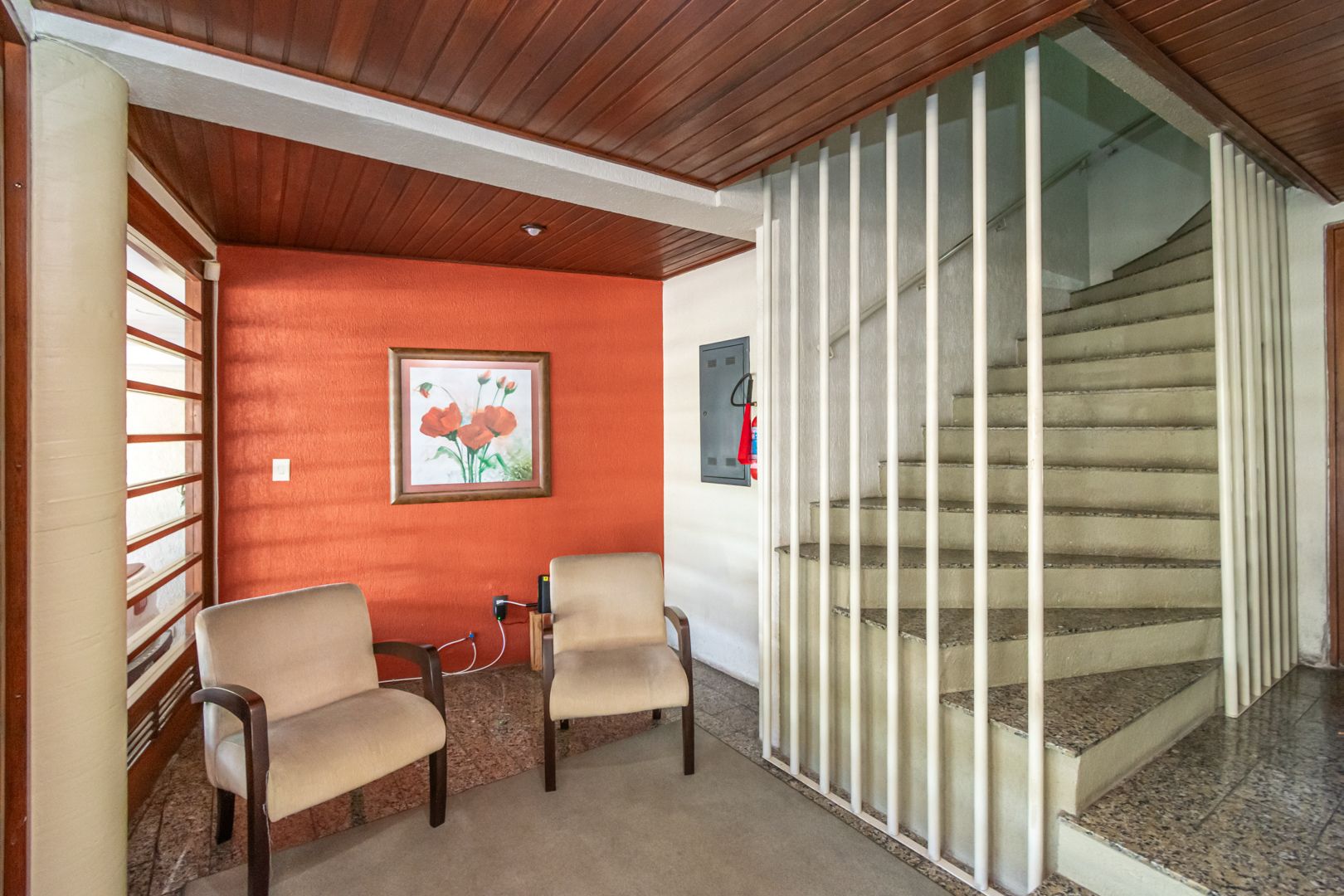 Loja com para aluguel, 353m² - Tristeza - Porto Alegre: 