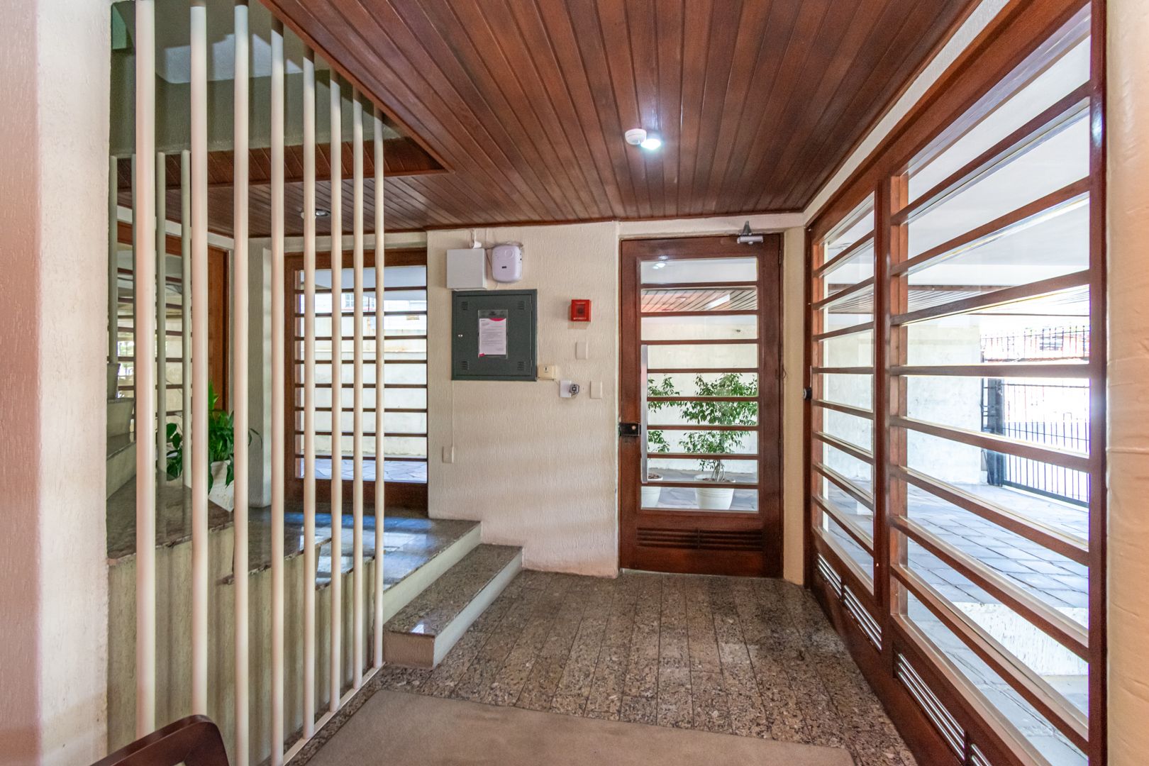 Loja com para aluguel, 353m² - Tristeza - Porto Alegre: 