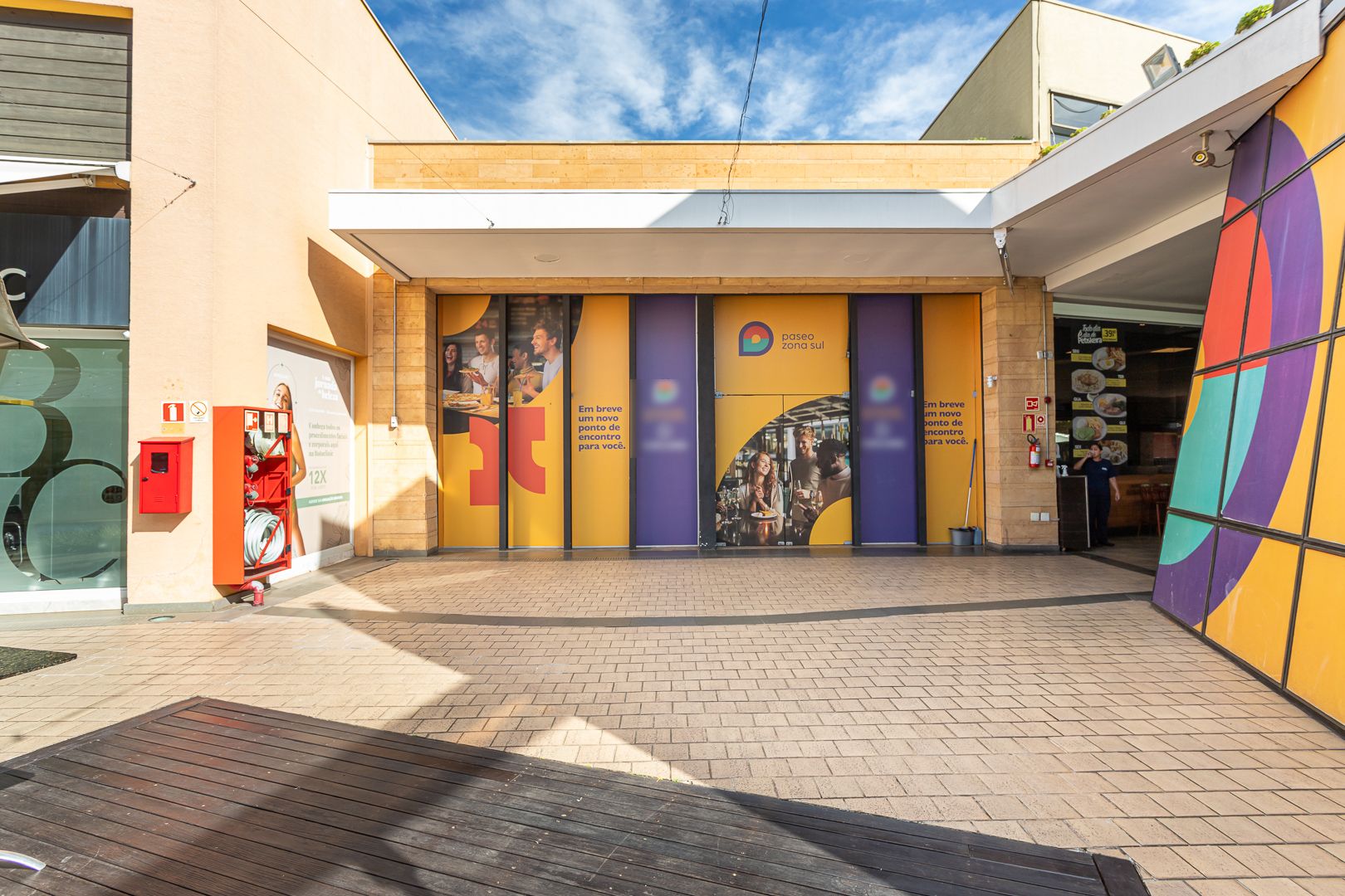 Loja com para aluguel, 106m² - Tristeza - Porto Alegre: 