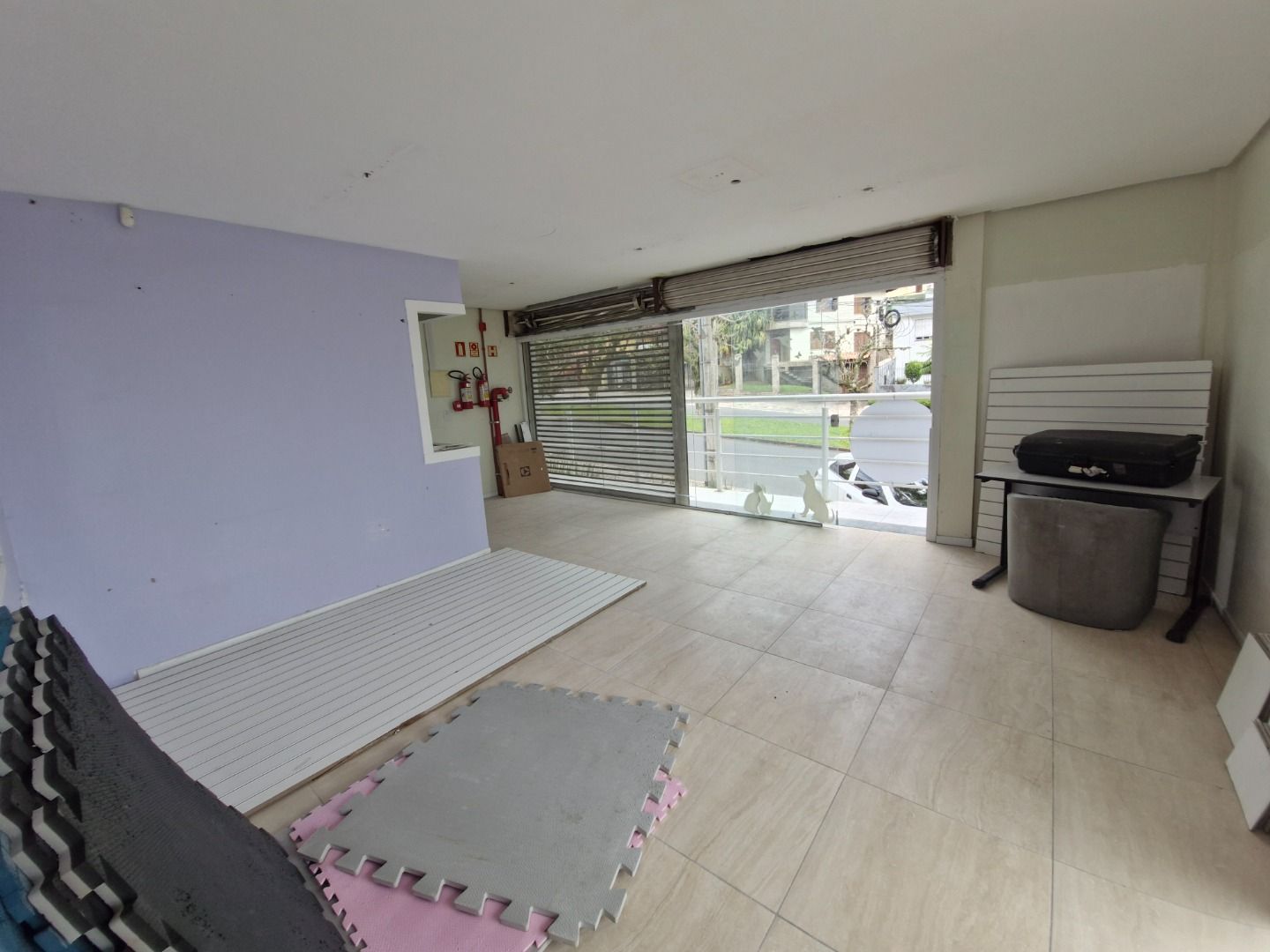 Loja com para aluguel, 45m² - Jardim Itu Sabará - Porto Alegre: 