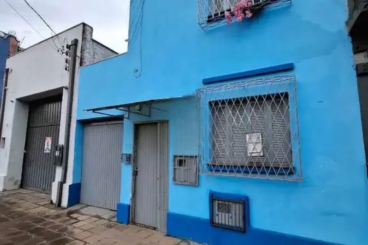 Casa com 3 quartos para aluguel, 220m² - Floresta - Porto Alegre: 