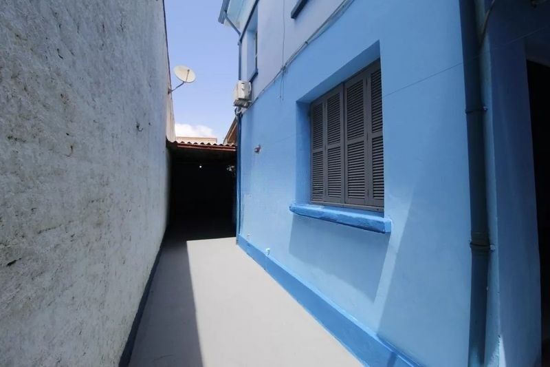 Casa com 3 quartos para aluguel, 220m² - Floresta - Porto Alegre: 