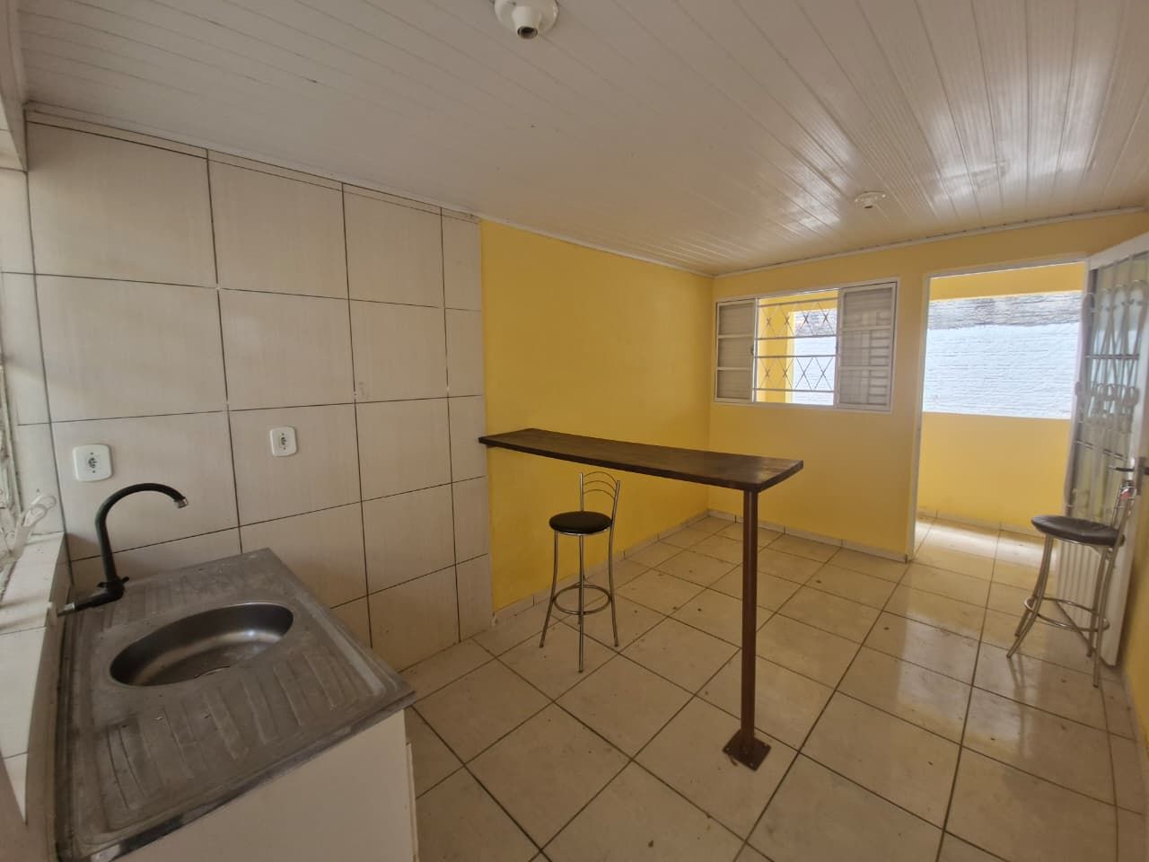 Casa com 2 quartos para aluguel, 78m² - Medianeira - Porto Alegre: 