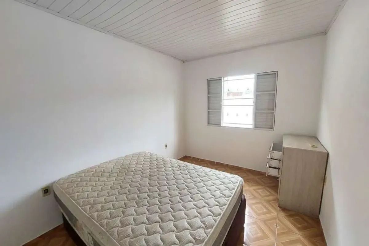 Casa com 1 quarto para aluguel, 78m² - Medianeira - Porto Alegre: 