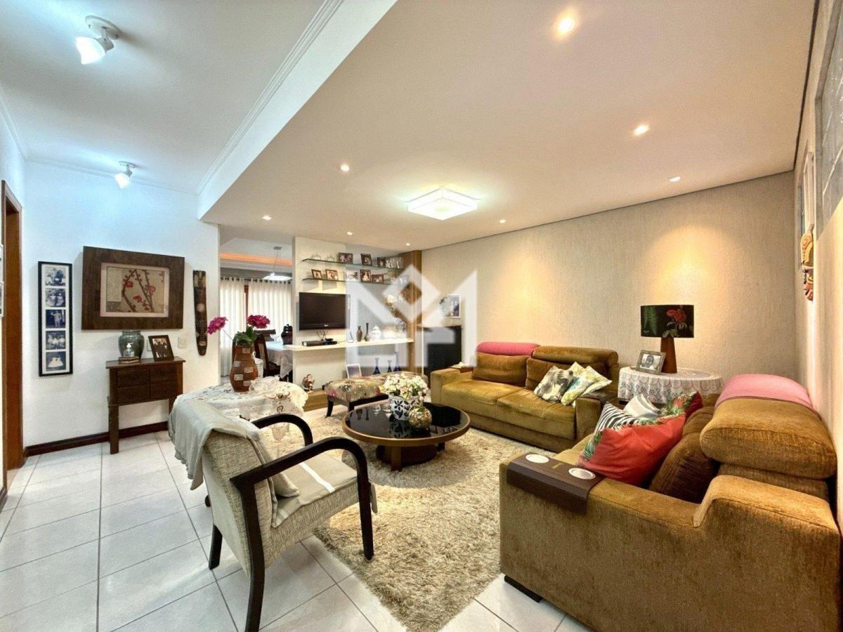 Casa com 4 quartos à venda, 266m² - Jardim Itu - Porto Alegre: 