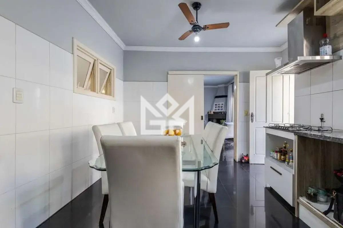 Casa com 4 quartos à venda, 267m² - Jardim Itu - Porto Alegre: 