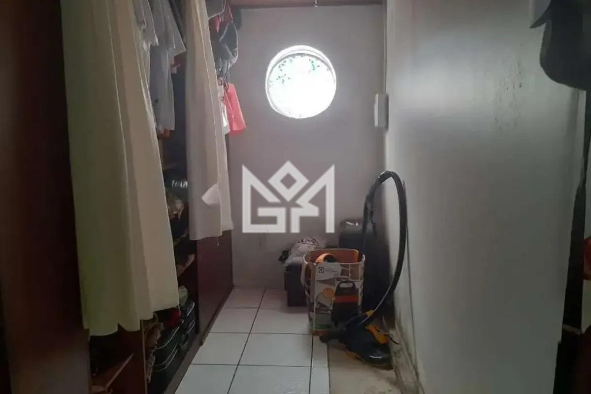 Casa com 3 quartos à venda, 200m² - Tristeza - Porto Alegre: 