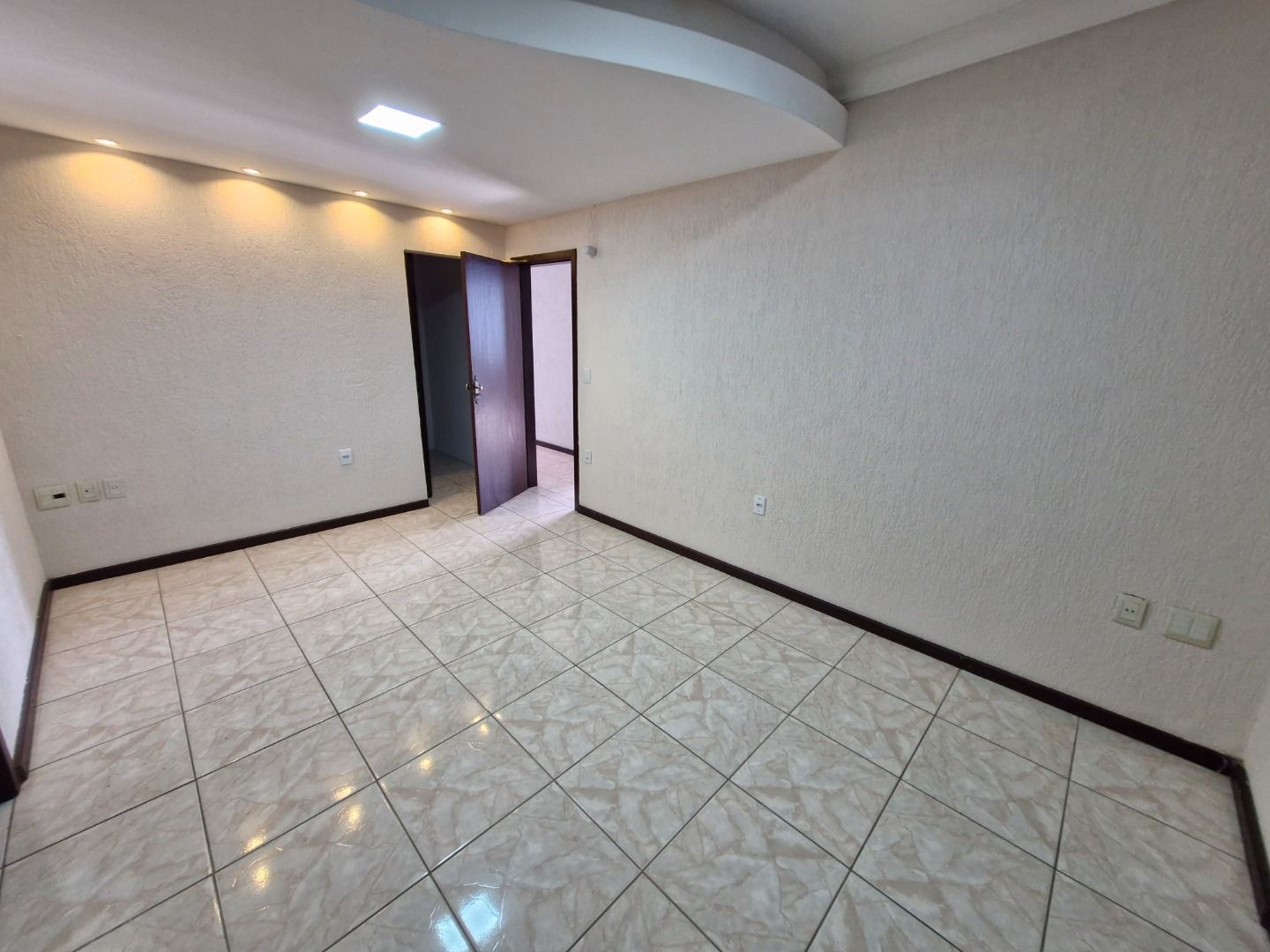 Apartamento com 2 quartos para aluguel, 112m² - Bom Sucesso - Gravataí: 